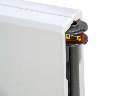 Téglalap alakú kerti vendéglátóasztal bőröndben 180x74cm fehér Eco