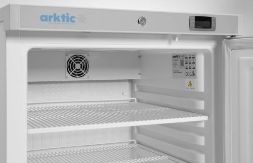 Budget Line hűtőszekrény fehér festett acél házban, Arktic, Budget Line, 100L, Fehér, 230V/124W, 598x623x(H)838mm